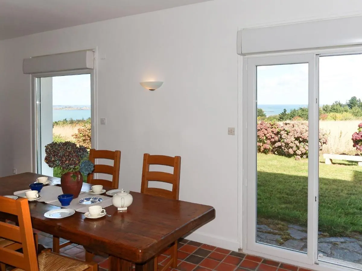Holiday Home Ti Loik - Pzc101 By Interhome Plouezec France